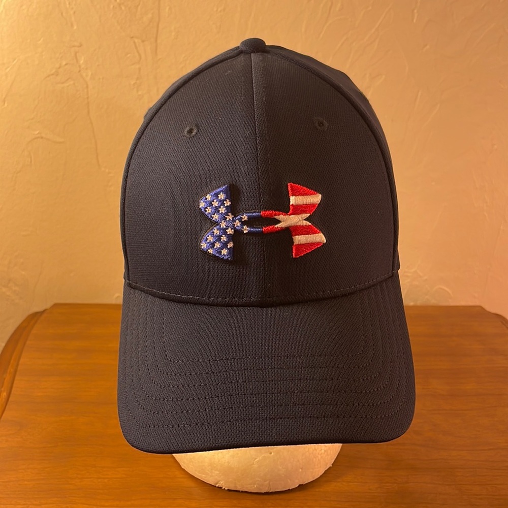 Under Armour Blitzing M/L American Flag Navy Blue Hat